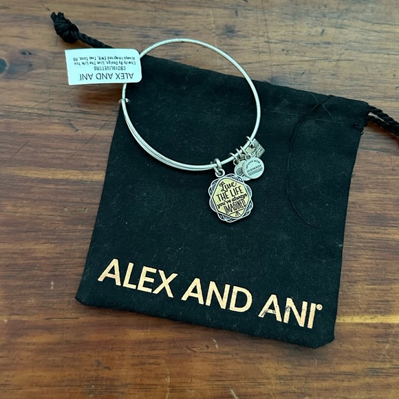 🫶🏻  Live the Life You’ve Always Imagined Alex and Ani Bracelet NWT + FREE GIFT - Picture 3 of 4